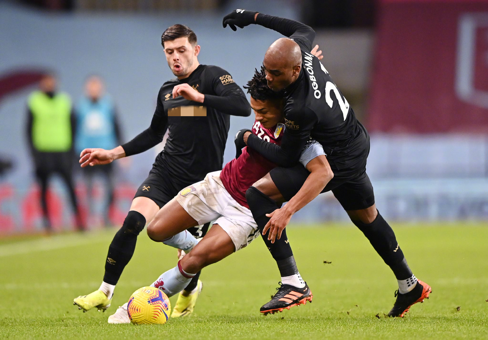 他以敏捷的 他以敏捷的